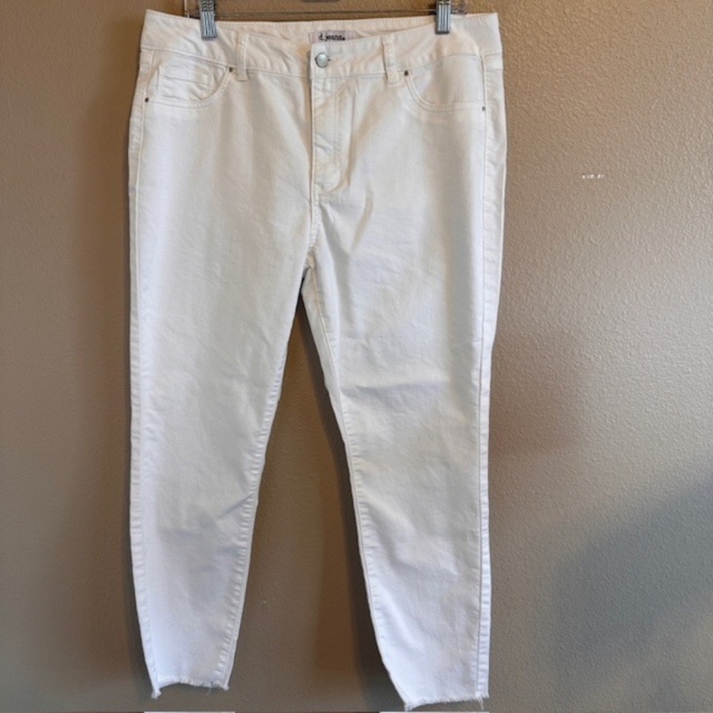 D.â Jeans Women's White Cropped Raw Hem Ankle Jeans Stretch 16